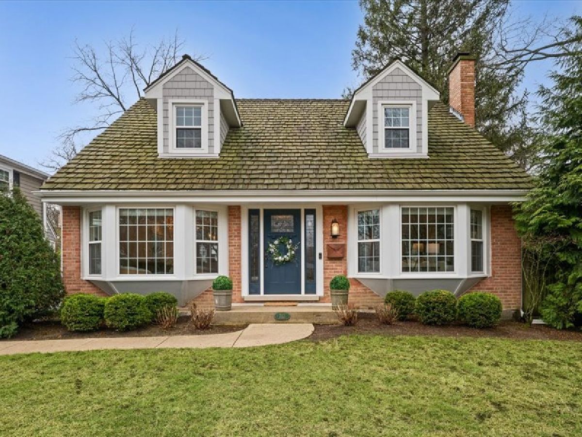  Sold Lake Bluff Illinois, 713 Center