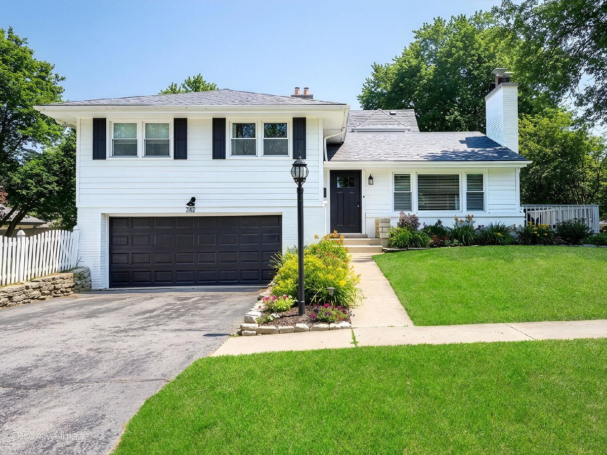  For Sale Hinsdale Illinois, 742 Chestnut Street