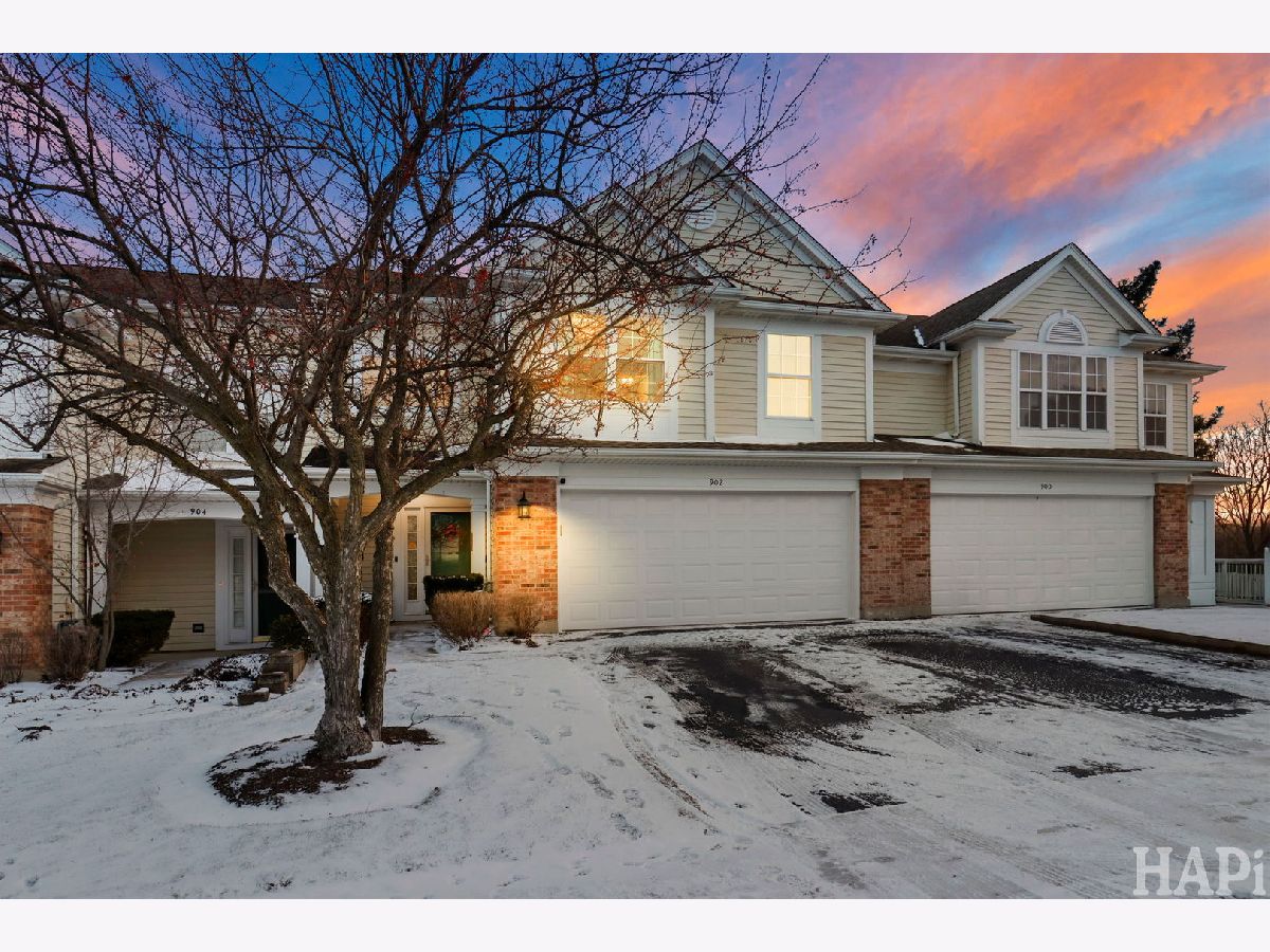  For Sale Elk Grove Village Illinois, 902 Huntington Drive