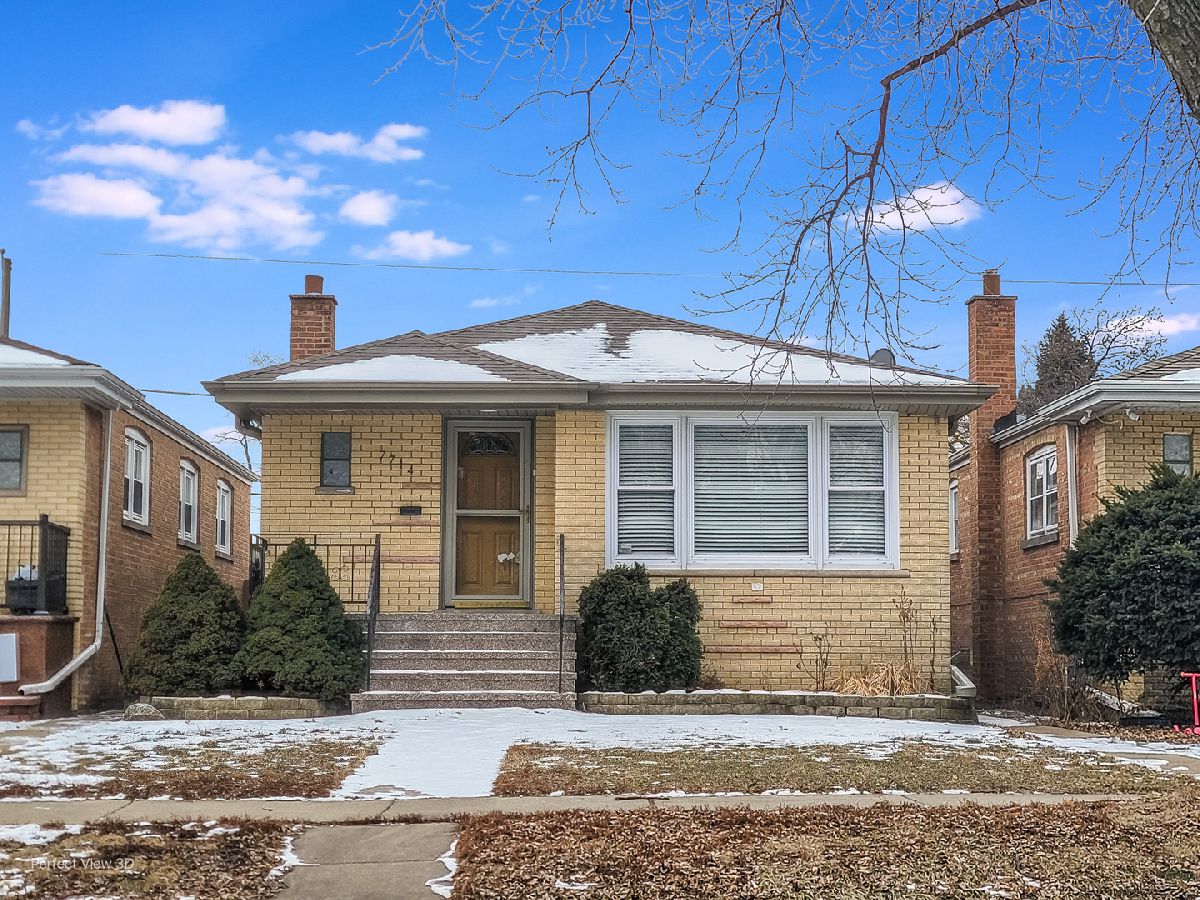  For Sale Burbank Illinois, 7714 Lavergne Avenue