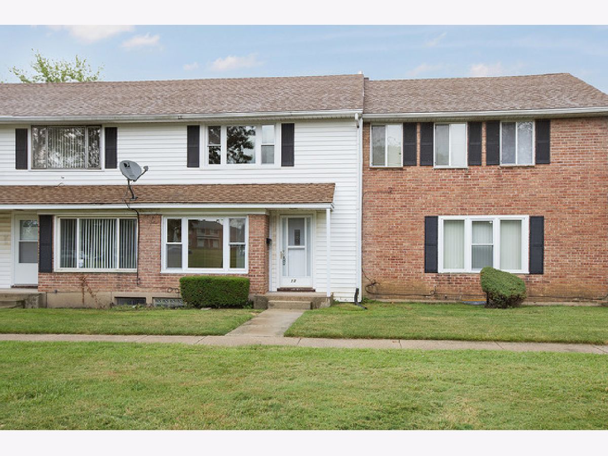  For Sale Park Forest Illinois, 13 Indianwood Boulevard