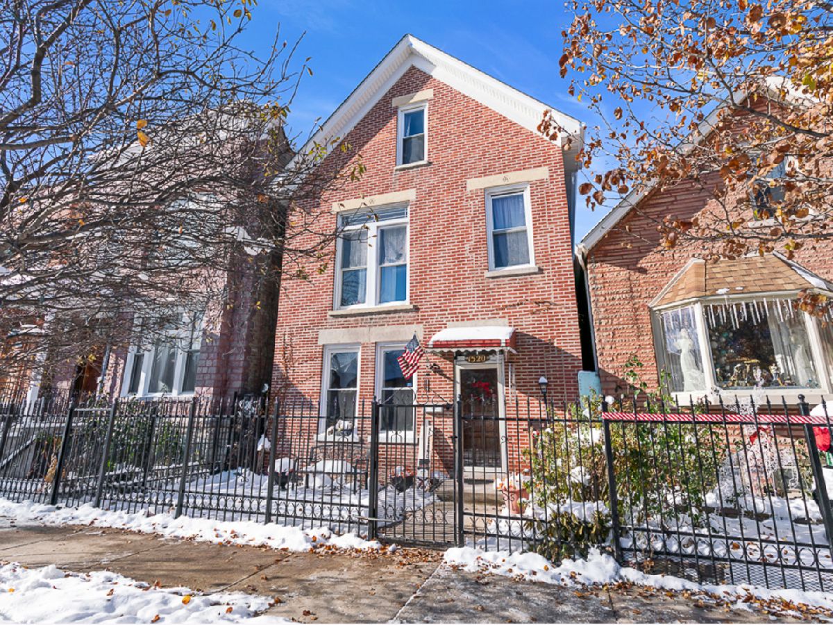  For Sale Chicago Illinois, 1520 Washtenaw Avenue