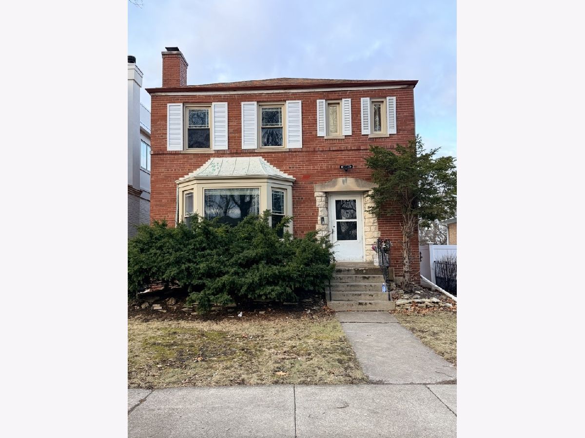 For Sale Skokie Illinois, 4940 Estes Avenue