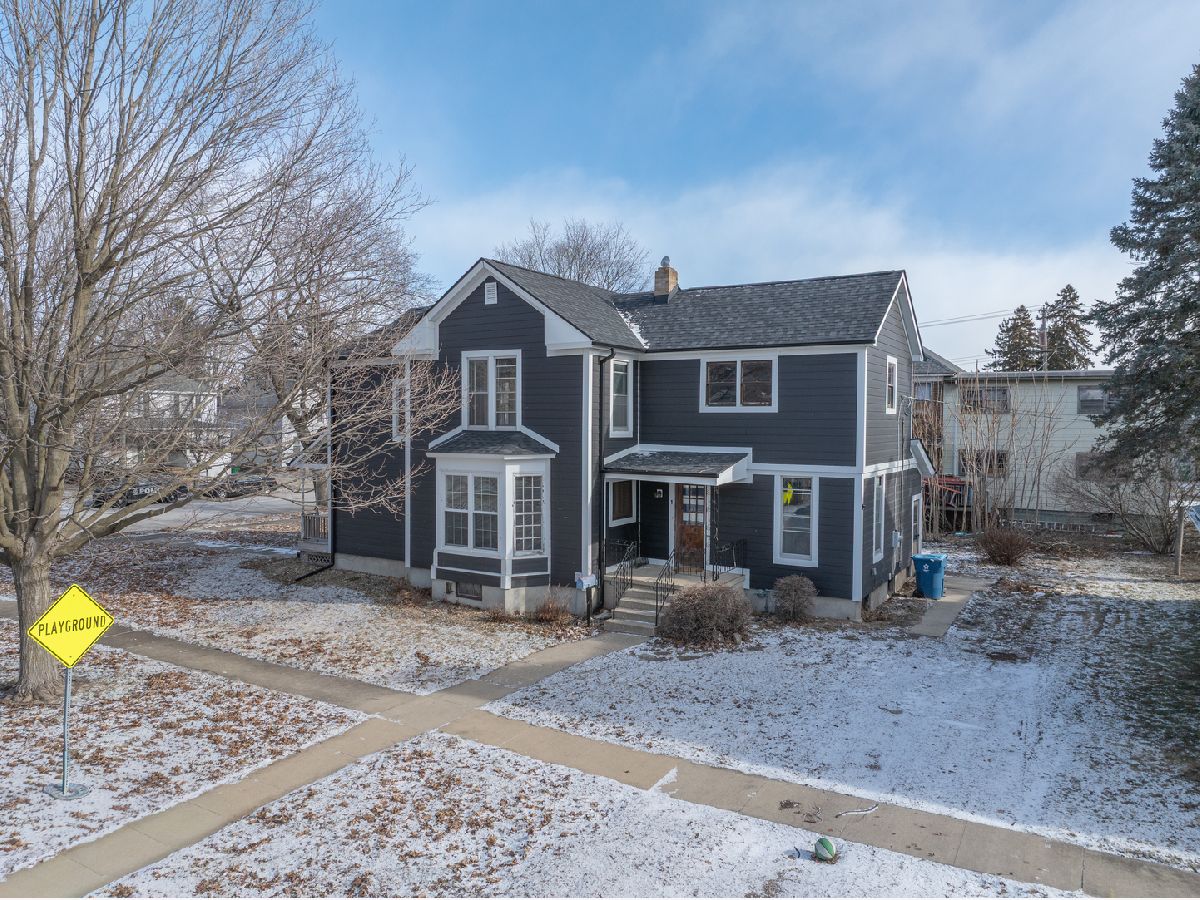  For Sale Mendota Illinois, 709 Pennsylvania Avenue