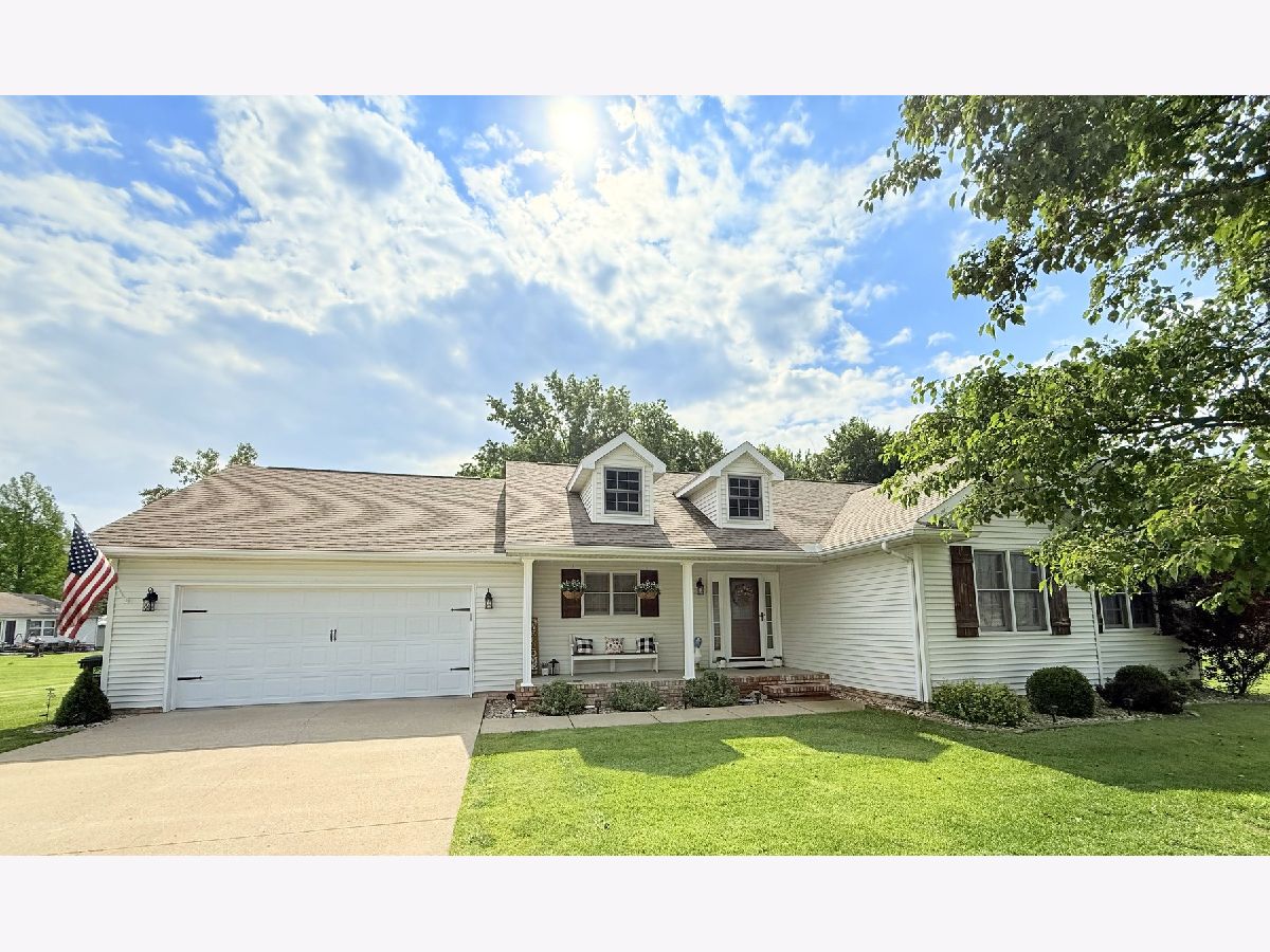  Sold Harrisburg Illinois, 100 Pin Oak