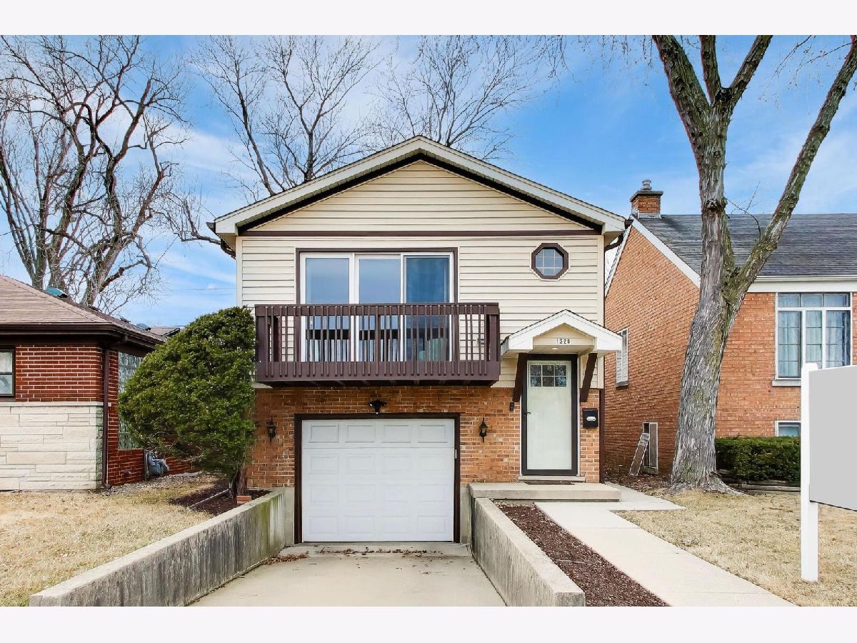  For Sale La Grange Park Illinois, 1220 Maple Avenue