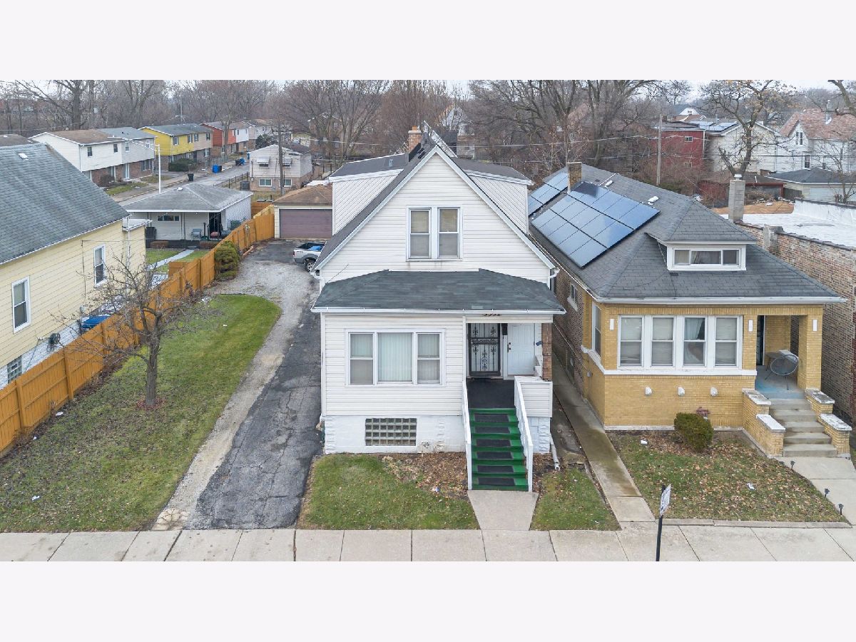  For Sale Chicago Illinois, 9352 Woodlawn Avenue