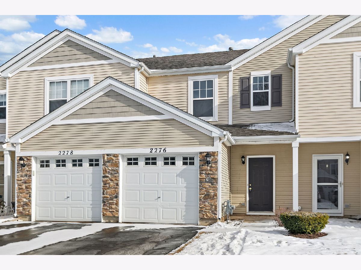  For Rent Carpentersville Illinois, 2276 Flagstone