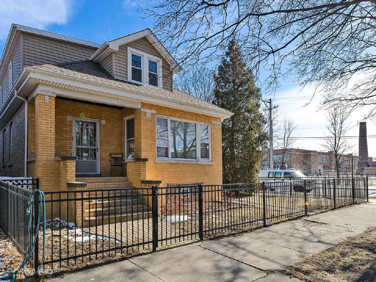  Rented Chicago Illinois, 5501 Luna