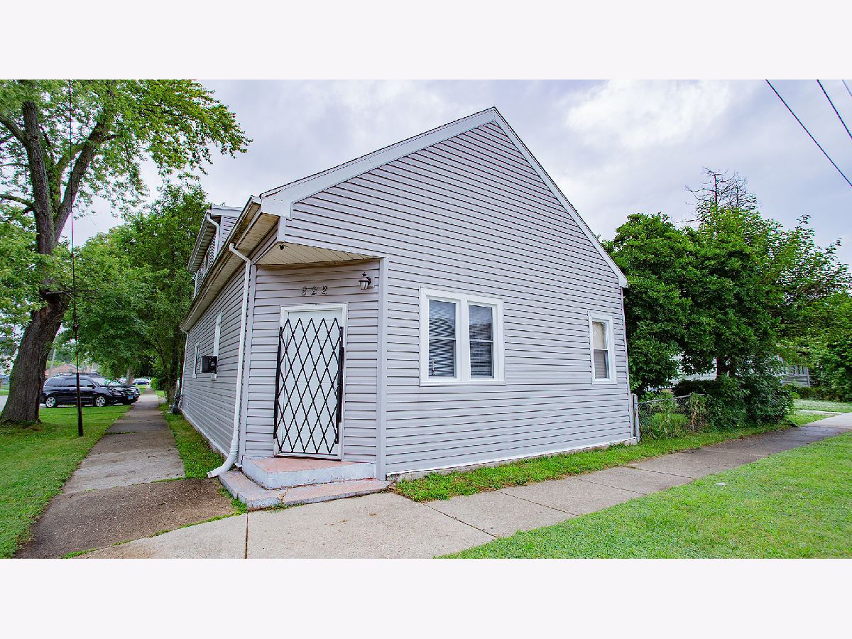  For Sale North Chicago Illinois, 822 11th Street