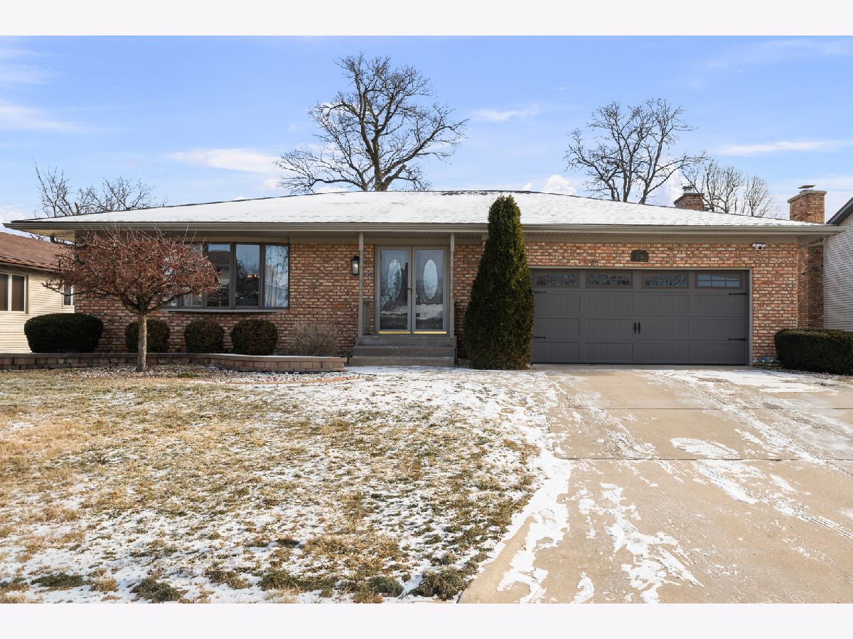  Sold East Moline Illinois, 4074 4th Street B