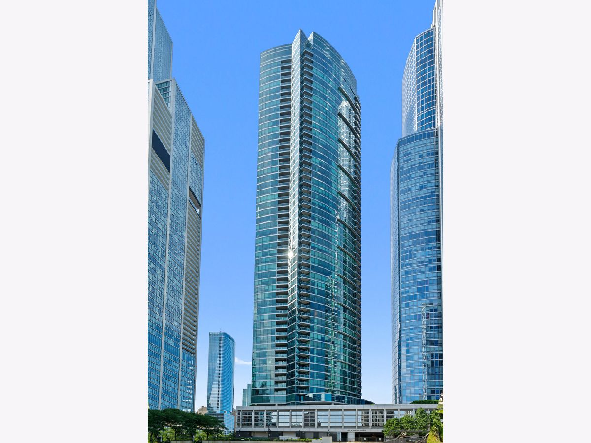  Rented Chicago Illinois, 1201 Prairie