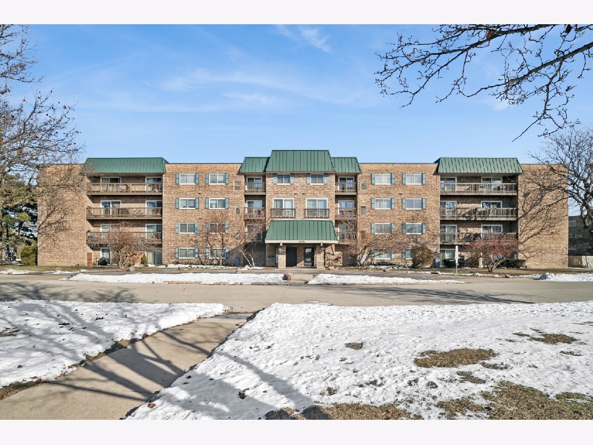  For Sale Elk Grove Village Illinois, 675 Grove Terrace