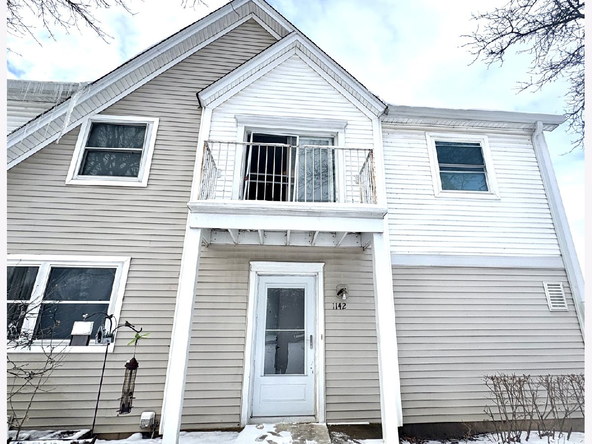  For Rent Deerfield Illinois, 1142 Inverrary