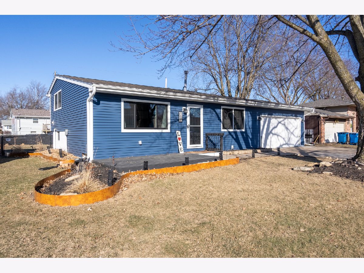  For Sale Eldridge Iowa, 318 W Oak Street