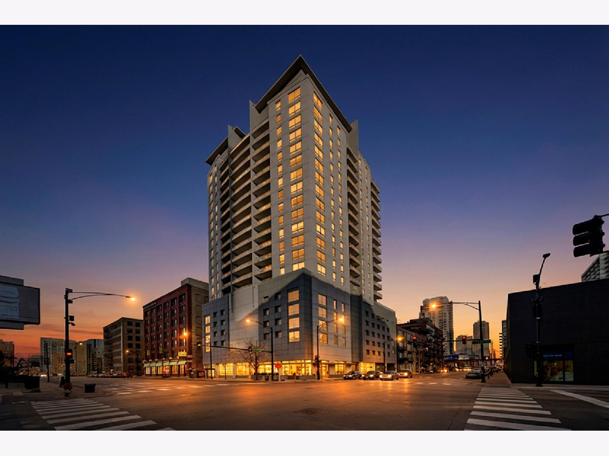  For Sale Chicago Illinois, 330 Grand Avenue