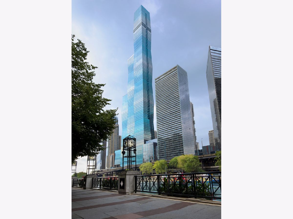  For Sale Chicago Illinois, 363 Wacker Drive