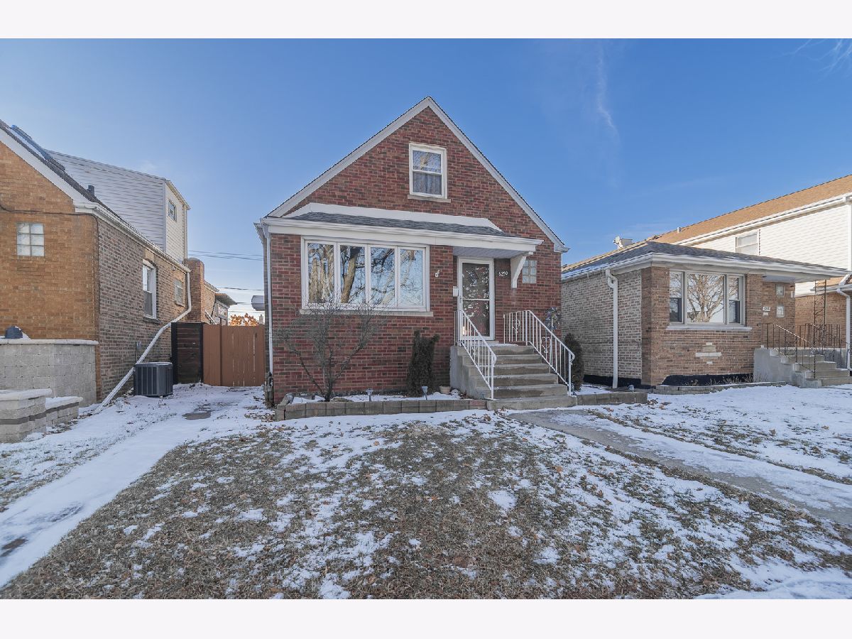  For Sale Chicago Illinois, 5250 Nagle Avenue