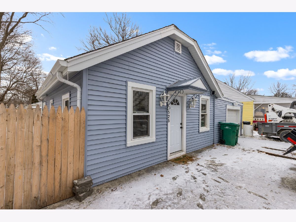  Sold Rockford Illinois, 525 Memorial