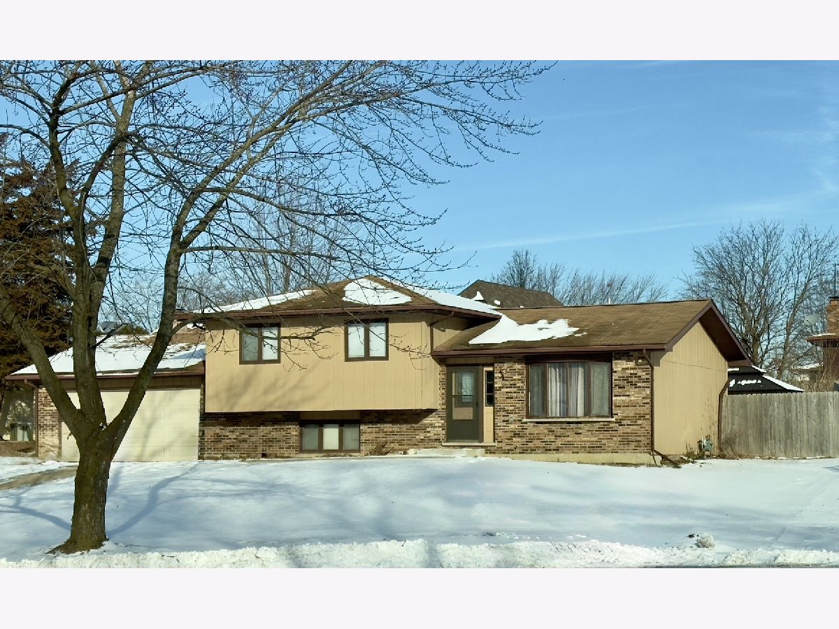  For Sale Lockport Illinois, 1222 Will Drive