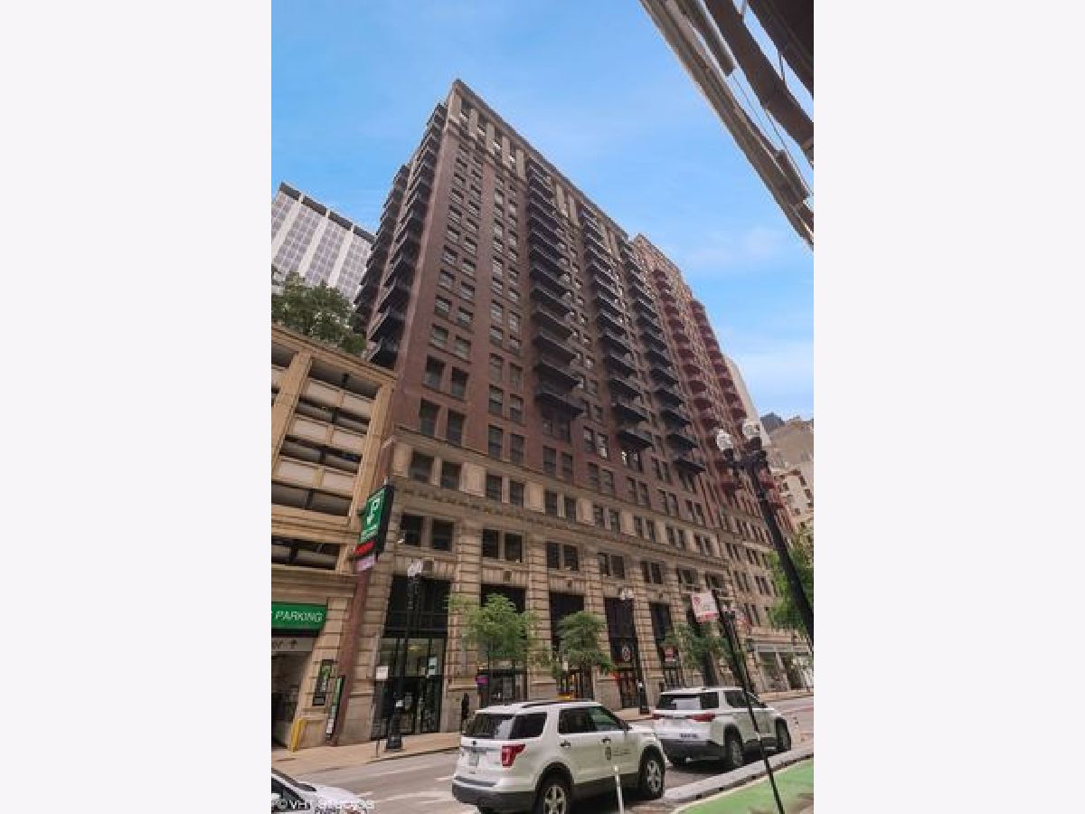  Sold Chicago Illinois, 212 Washington