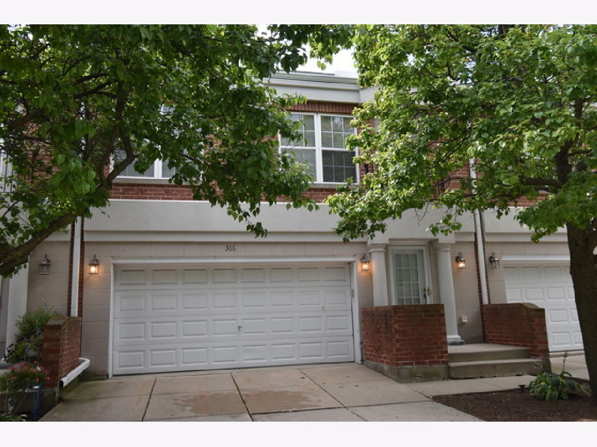  For Rent Buffalo Grove Illinois, 366 Town Place