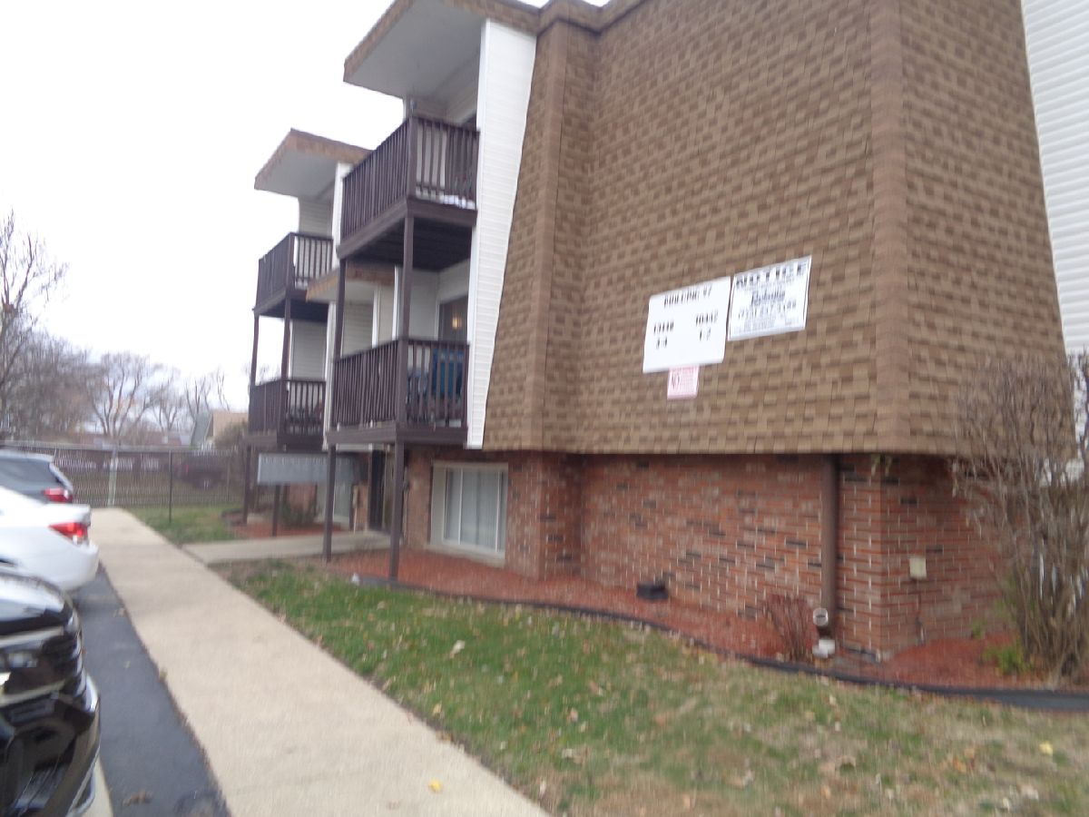  Rented Chicago Ridge Illinois, 10442 Brooks