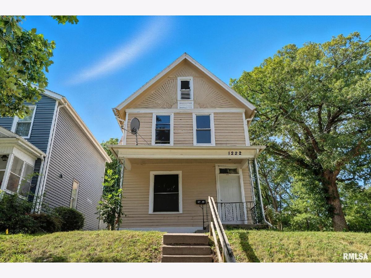 Homes For Sale Lombard Davenport Iowa, 1222 Pershing Avenue