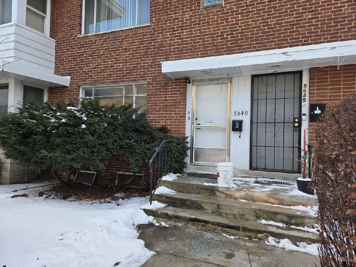  Rented Skokie Illinois, 8649 Niles Center