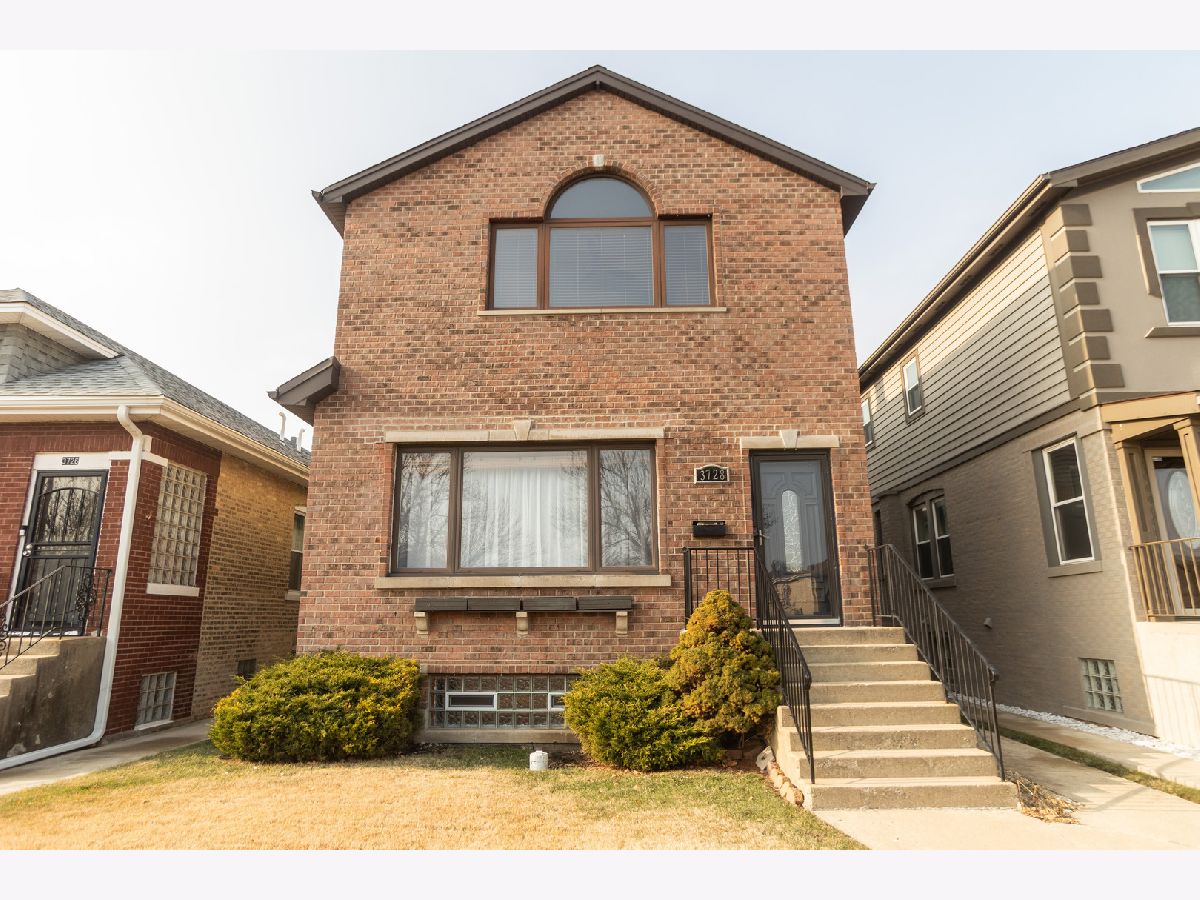  For Sale Chicago Illinois, 3728 Oak Park Avenue