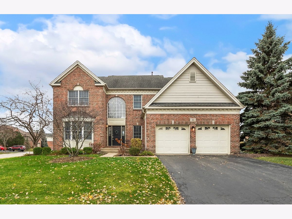  Sold Hawthorn Woods Illinois, 1 Open