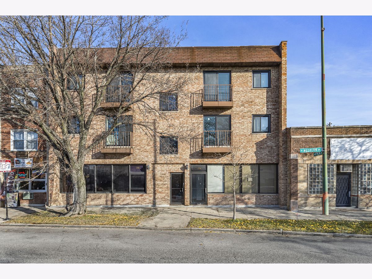  For Rent Chicago Illinois, 7109 Western