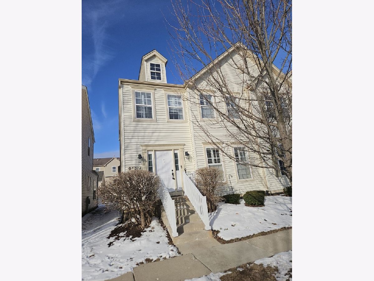  For Rent Geneva Illinois, 0N312 Dooley