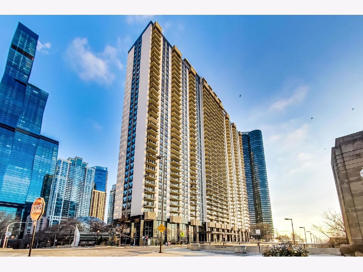  Rented Chicago Illinois, 400 Randolph