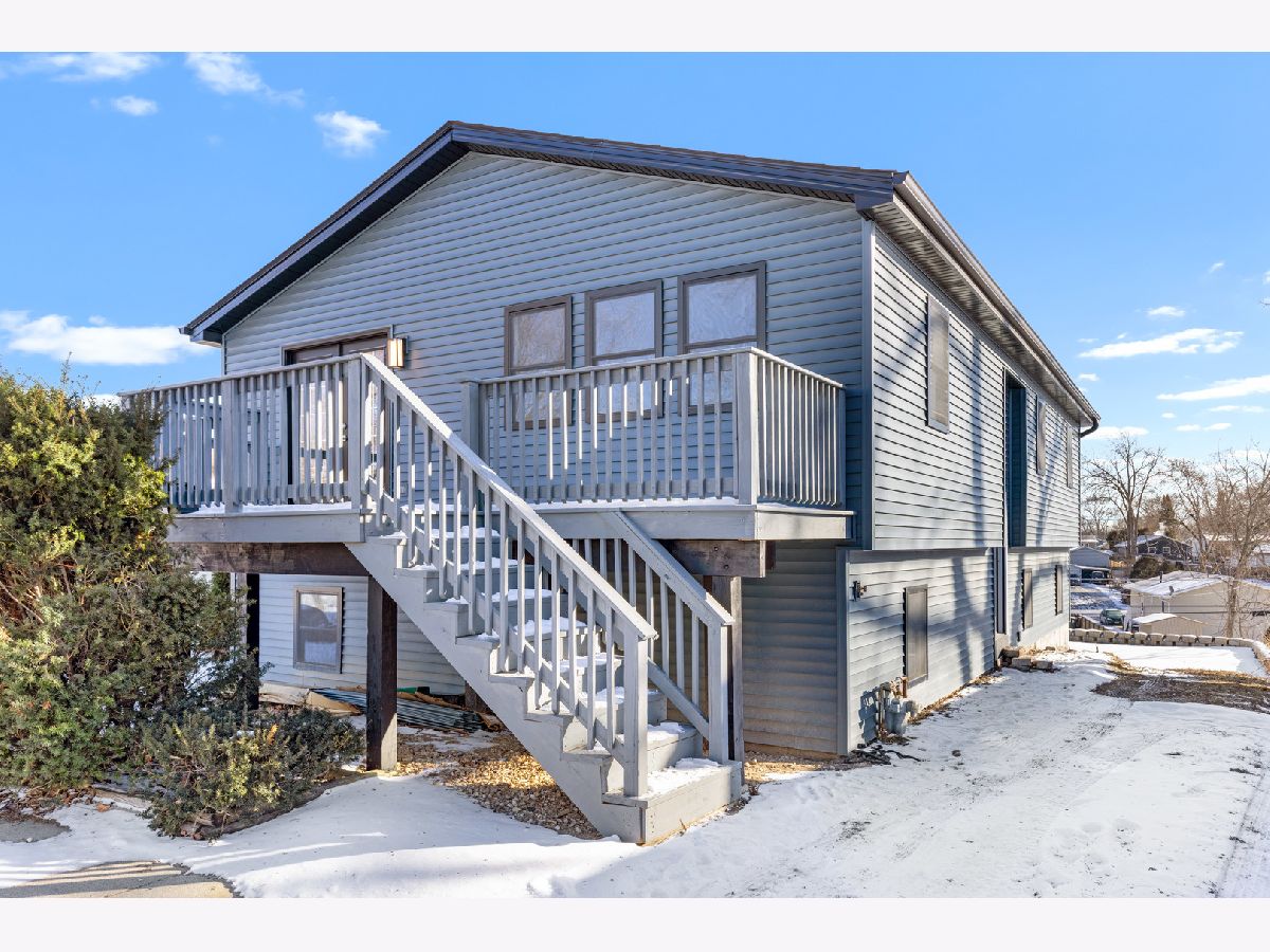 Homes For Sale Hillwood Round Lake Beach Illinois, 1023 Barberry Lane