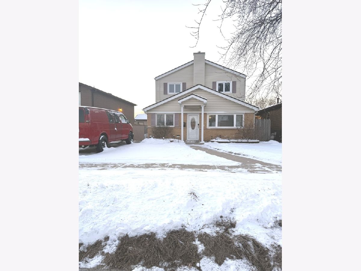  For Sale Chicago Illinois, 12704 Muskegon Avenue