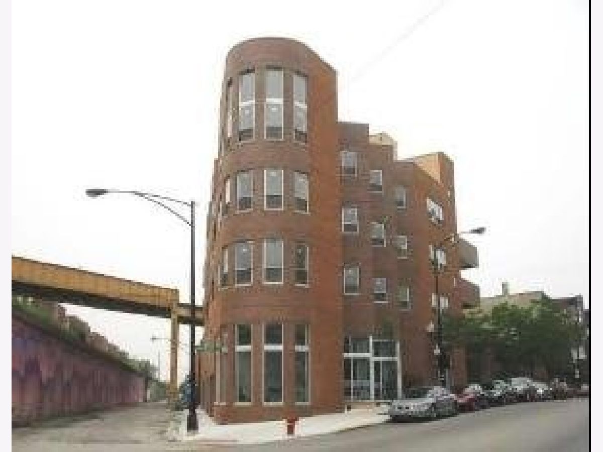  Rented Chicago Illinois, 1800 Milwaukee