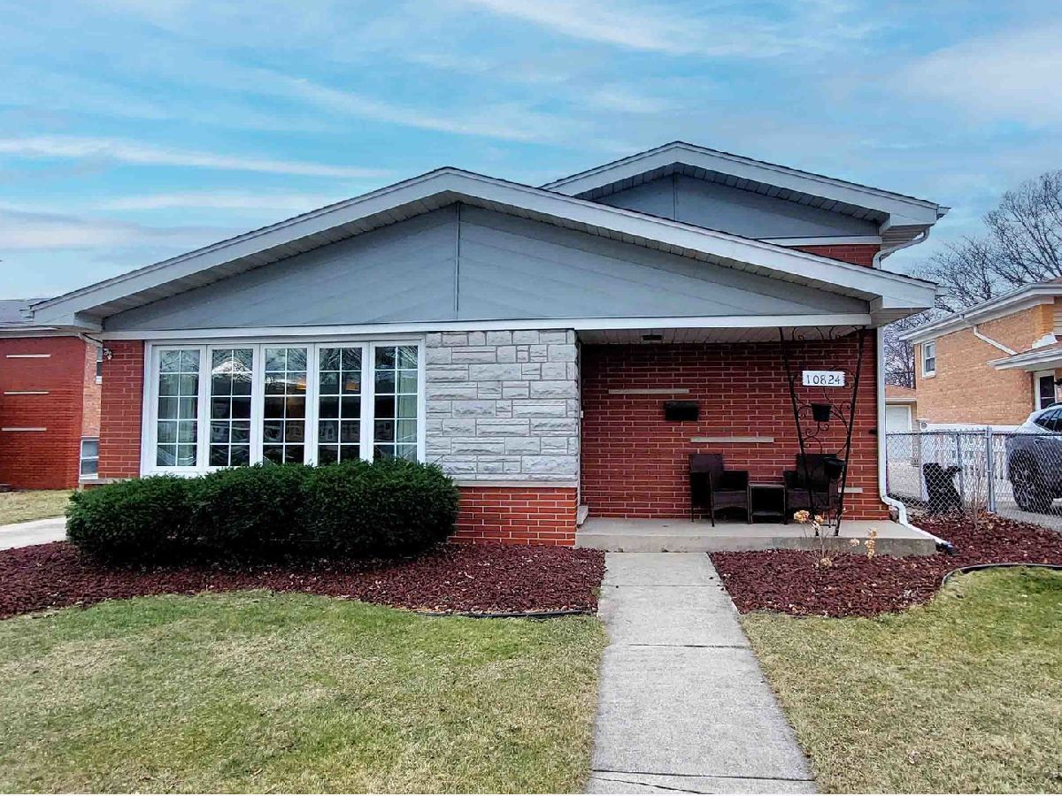  For Sale Oak Lawn Illinois, 10824 Laporte Avenue