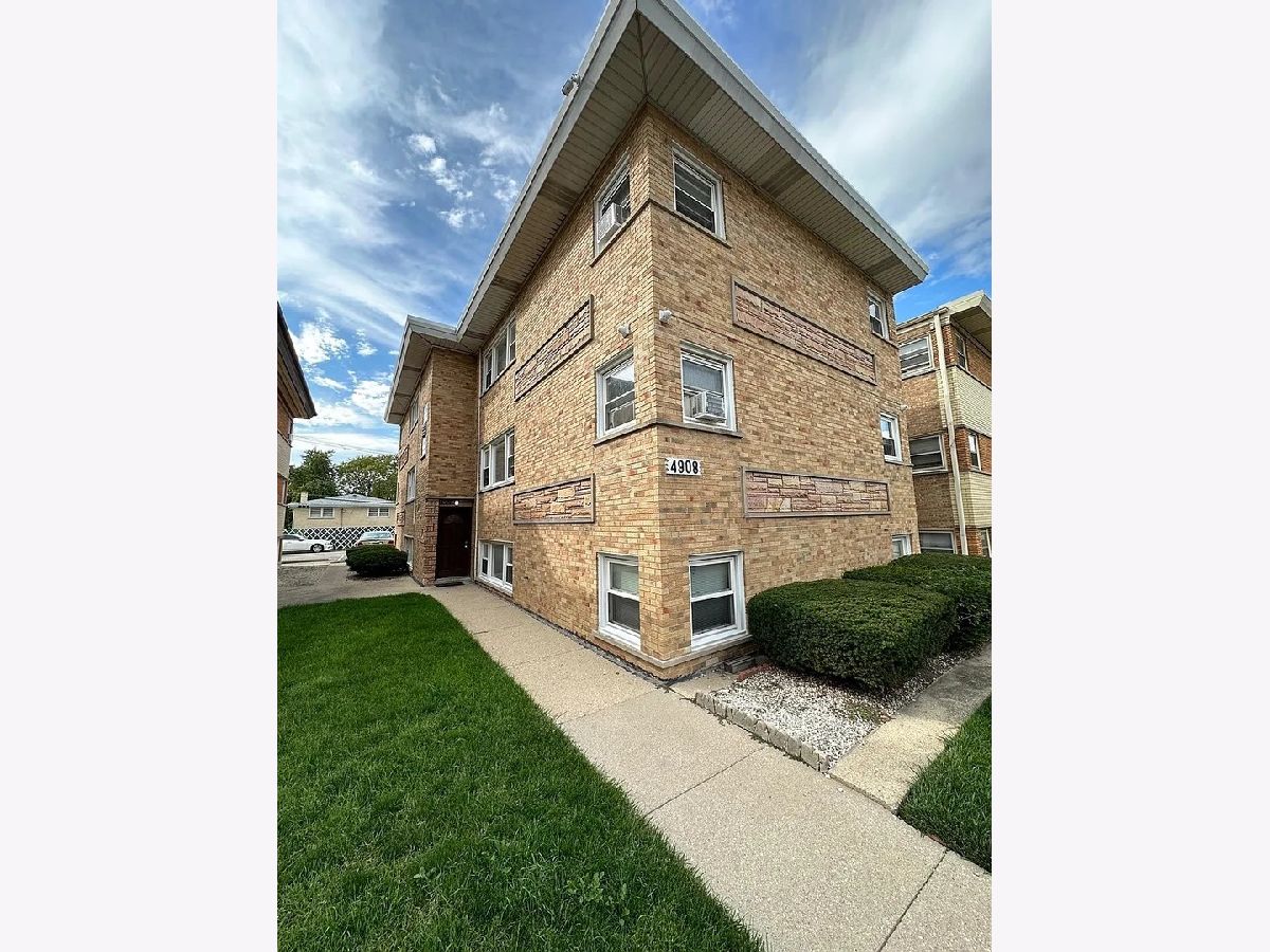  For Rent Harwood Heights Illinois, 4908 Harlem