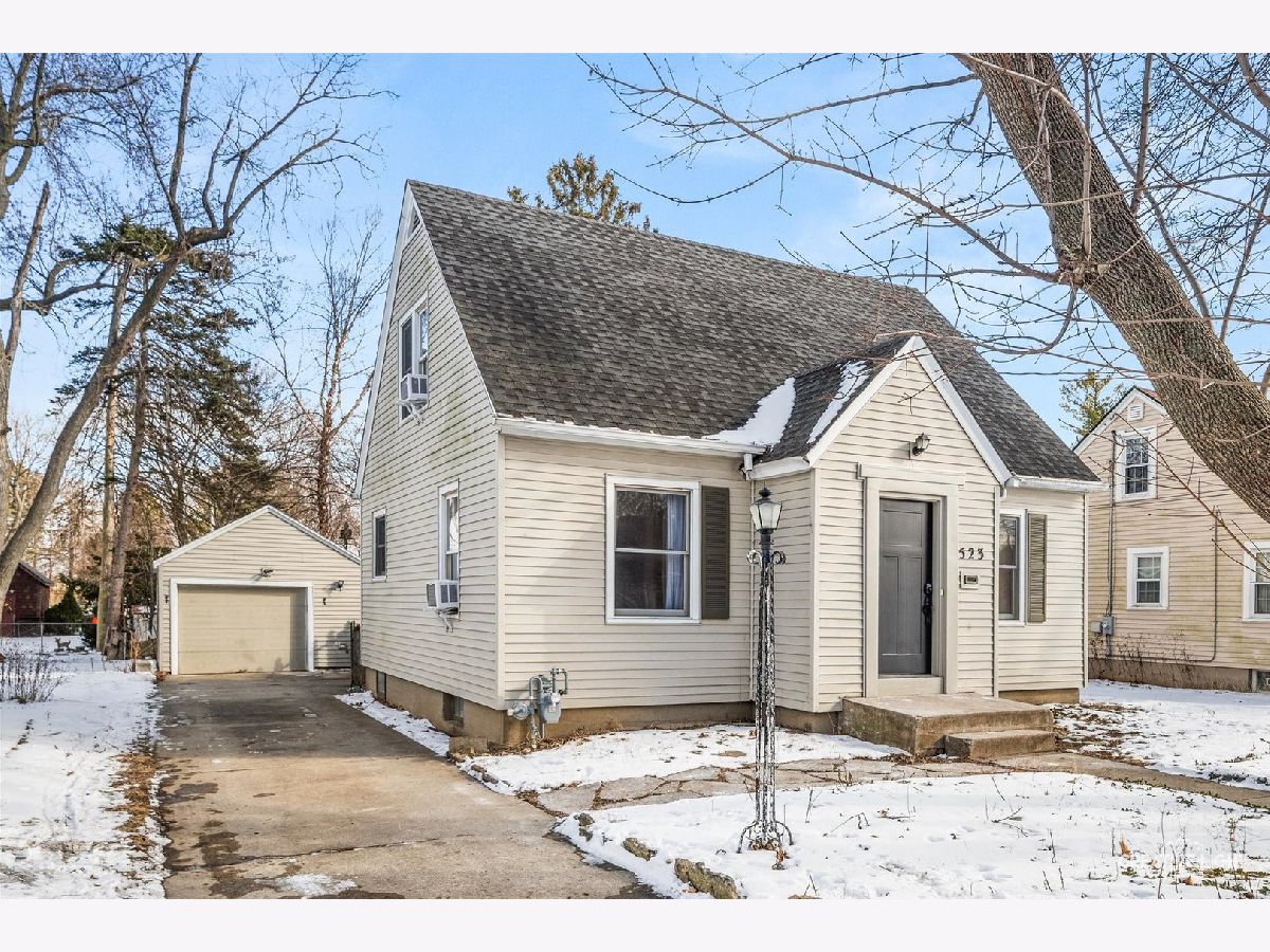  Sold Elgin Illinois, 523 Preston