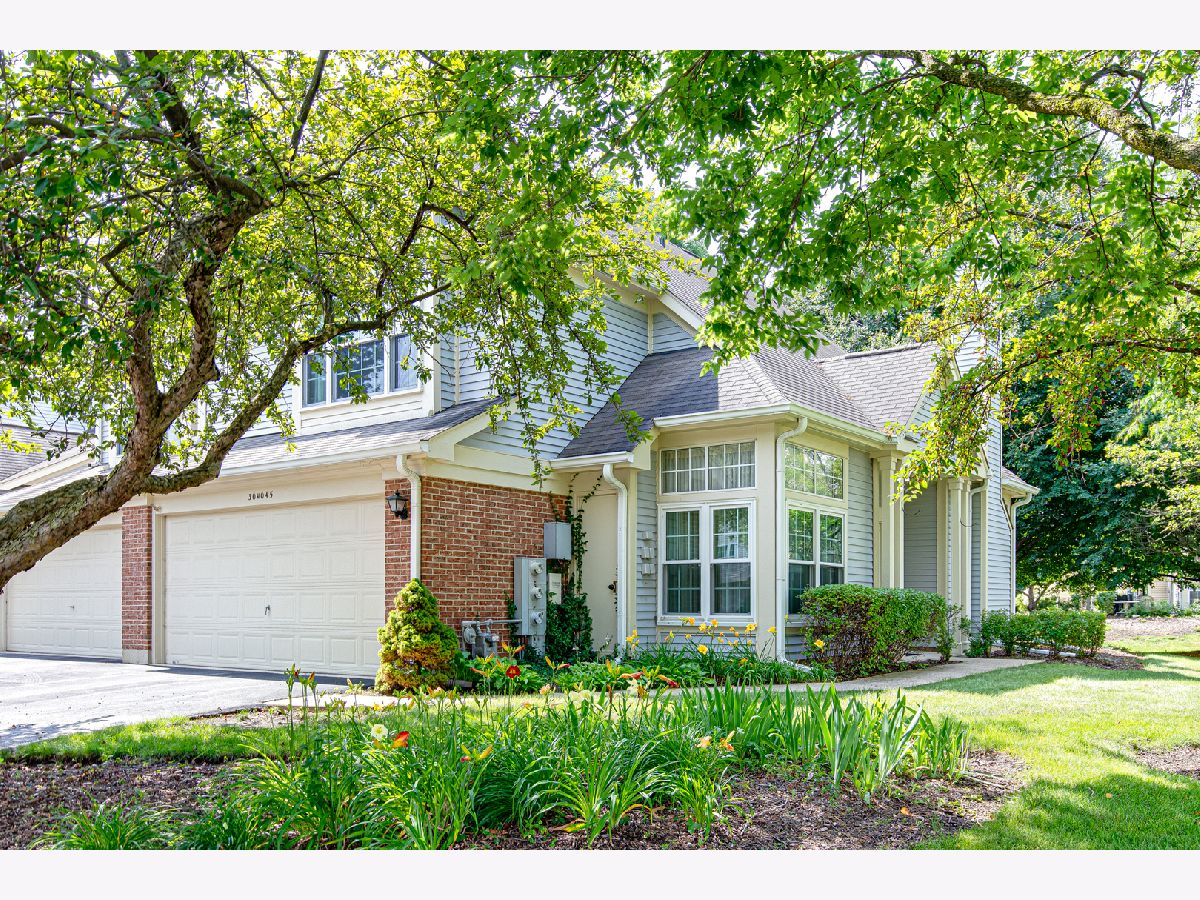  Sold Warrenville Illinois