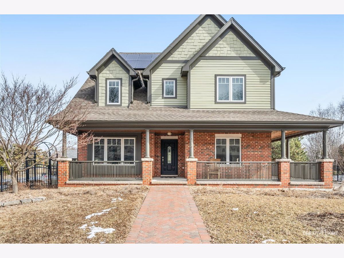 Homes For Sale Will O Way Naperville Illinois, 216 Whispering Hills Drive