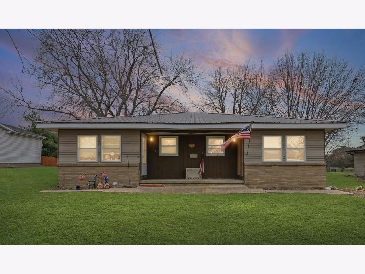  For Sale Leroy Illinois, 618 Meadow Lane Street