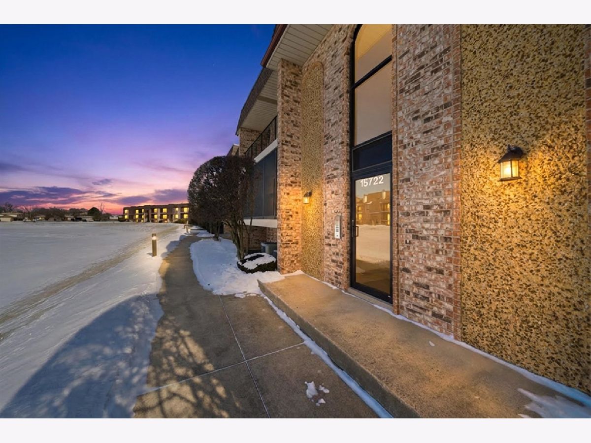  Sold Orland Park Illinois, 15722 Foxbend