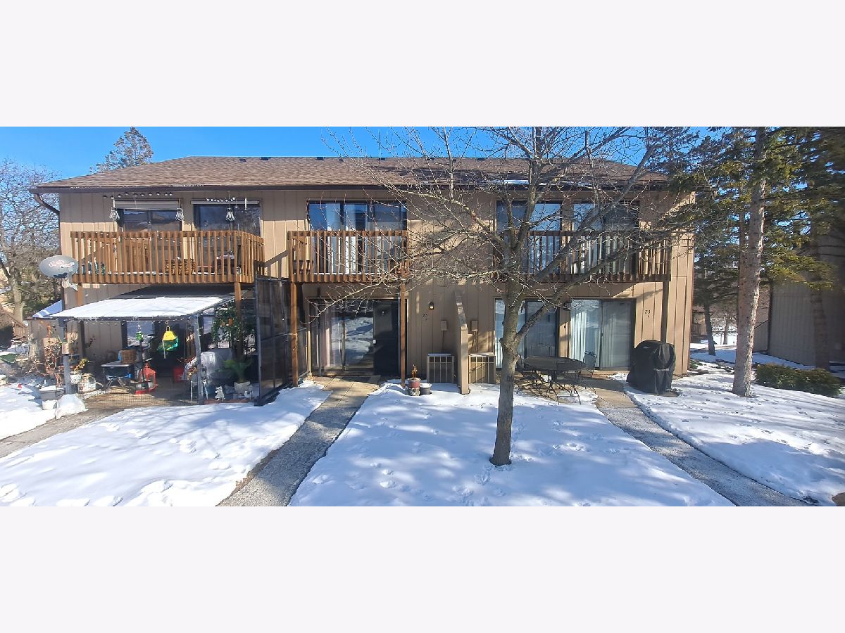 Condos & Townhomes For Sale Vacation Village Fox Lake Illinois, 23 Jamaica Colony