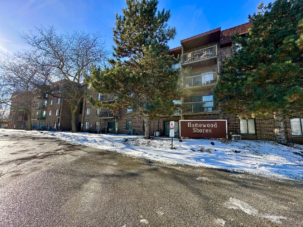  For Sale Homewood Illinois, 820 Elder Road