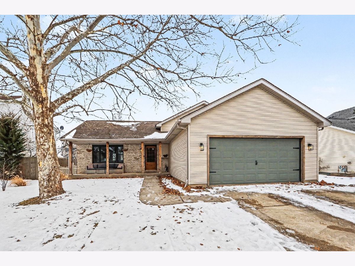 Homes & Condos & Townhomes Sold Foxford Manhattan Illinois, 24946 Cashel Bay