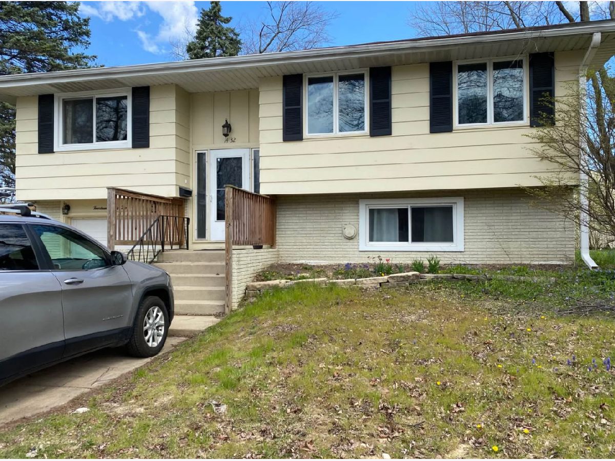  Rented Schaumburg Illinois, 1432 Concord