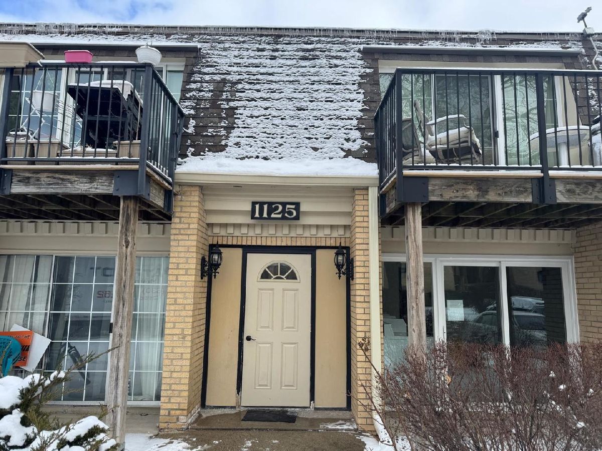  Rented Wheeling Illinois, 1125 Pleasant Run