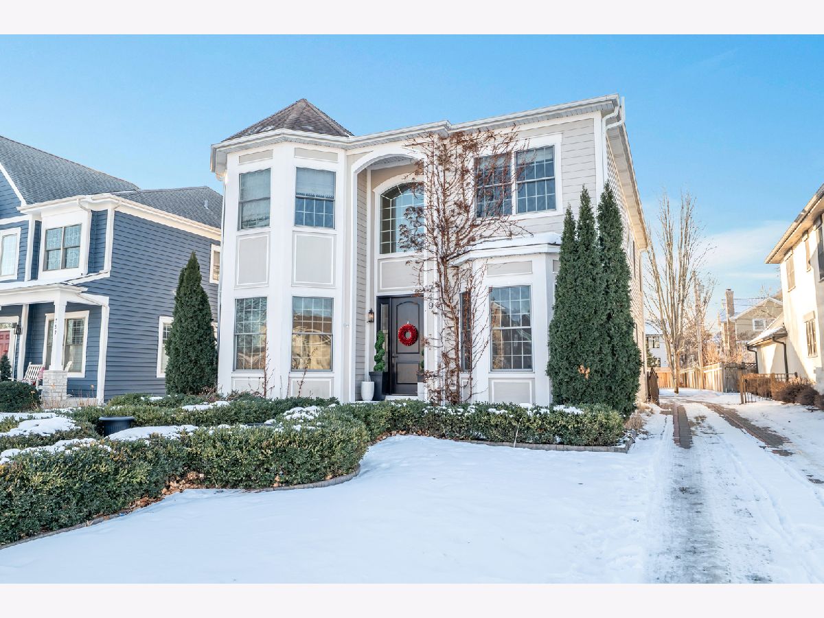  For Sale Libertyville Illinois, 749 Sunnyside Avenue